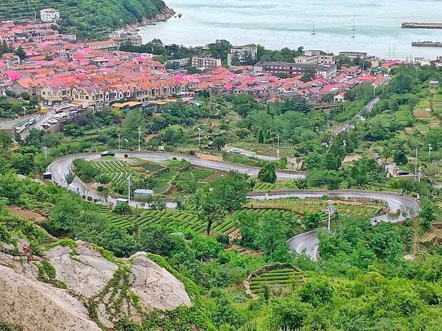 Qingshan Fishing Village Memorial Archway