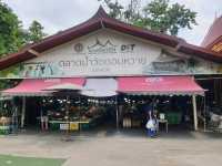 ตลาดน้ำดอนหวาย นครปฐม