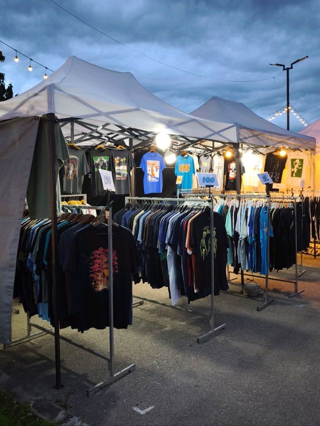 Tay Market✨ กาดนัดวินเทจ สุดเก๋า วิวเขาดอยสุเทพ🏞️
