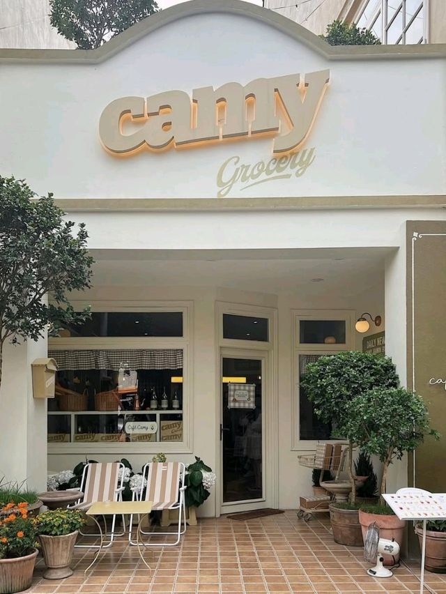 Camy Cafe – Good Old Days is a cozy,