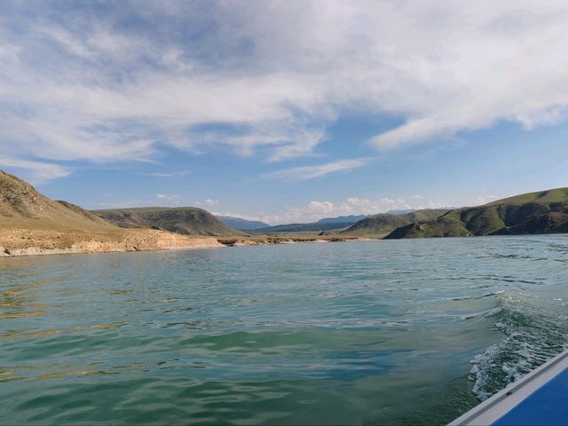 Return Boat Trip: Kurtai Dock to Kushtay Dock