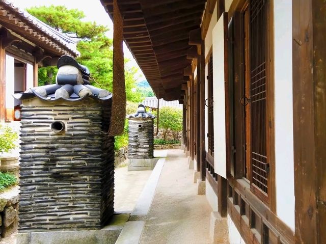 Namsangol Hanok Village – A Glimpse of Old Seoul