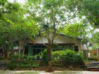 รีสอร์ท ริมน้ำ ที่แก่งกระจาน หน้าฝน