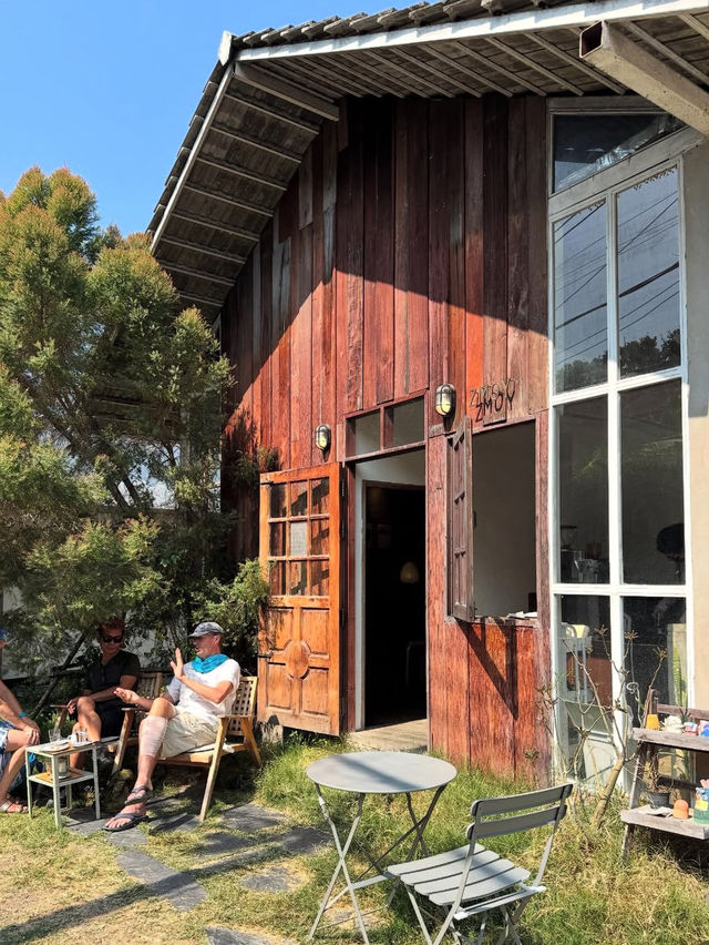 ZMOY CAFE🍂🥤🌻