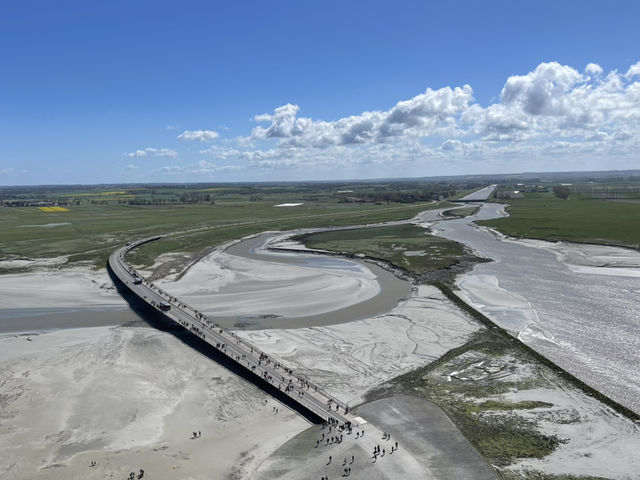 Mont-Saint Michel มหาวิหารกลางน้ำแห่งนอร์มังดี