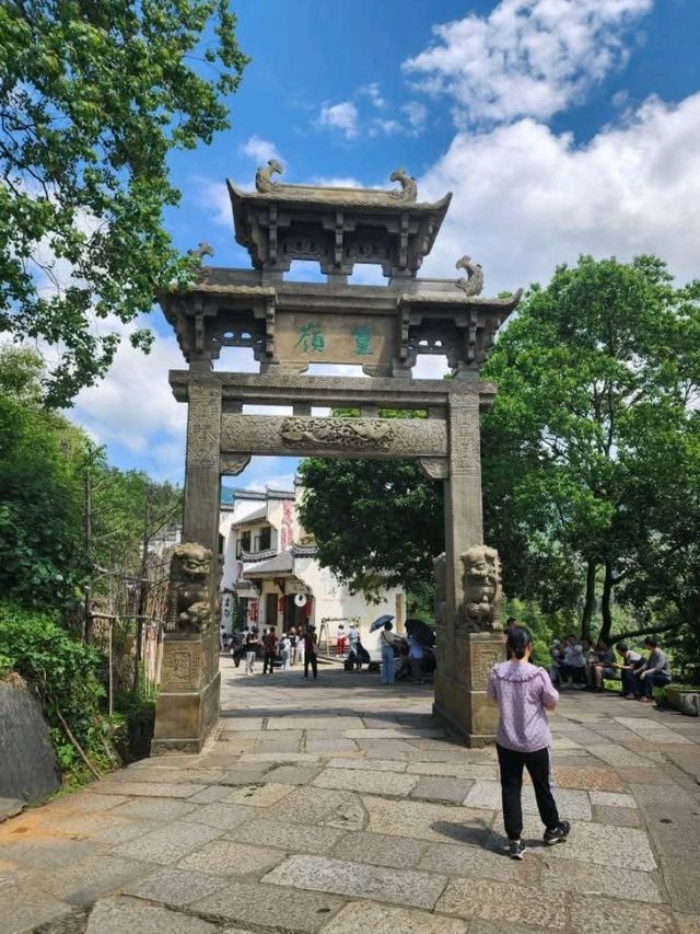 “Chaozhou Archway Street – Gateways of Wisdom & Memory”