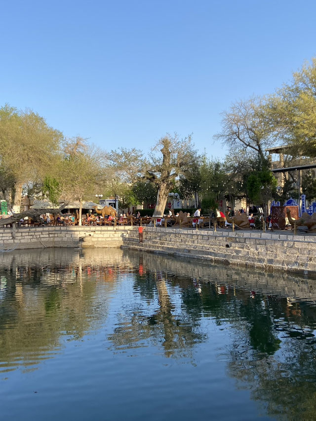 Unveiling the Vibrant Charm of Lyabi-Khause Square