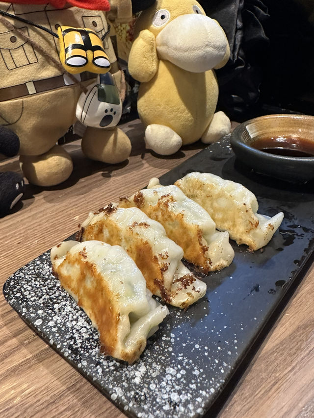 三傻到灣仔品嚐正宗日式拉麵店