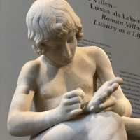 Altes Museum – A Neoclassical Treasure on Museum Island