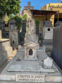 A Quiet Encounter at St George Cemetery
