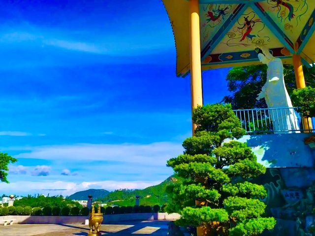 Kwun Yam Temple, Stanley – Serenity by the Sea