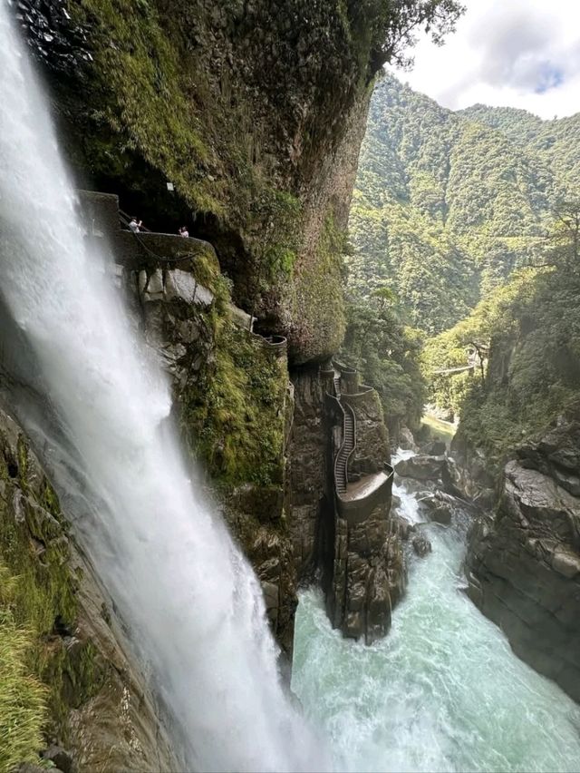 An Epic Encounter with the Power of Nature An Epic Encounter with the Power of Nature