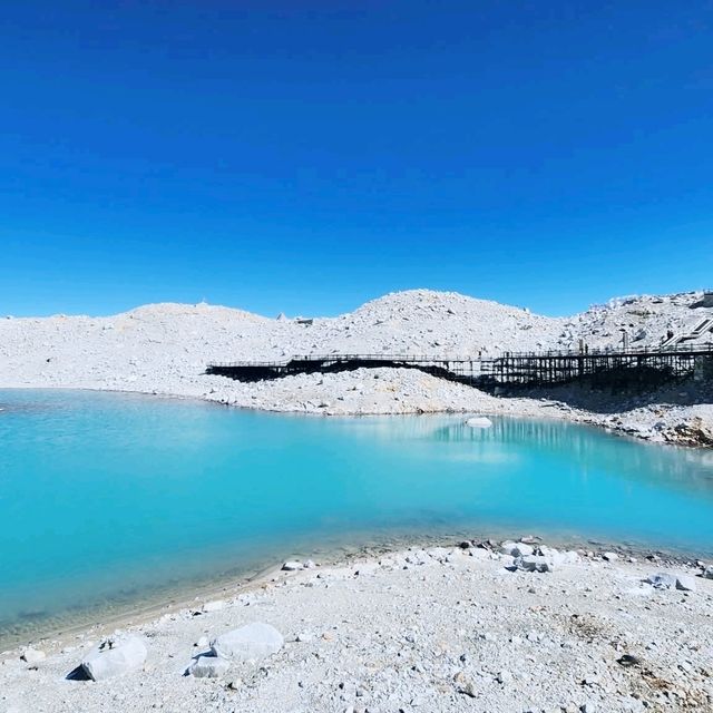 Dagu Glacier – แตะหิมะ 4,800 ม. แบบไม่ต้องปีนเขา! Dagu Glacier – แตะหิมะ 4,800 ม. แบบไม่ต้องปีนเขา!