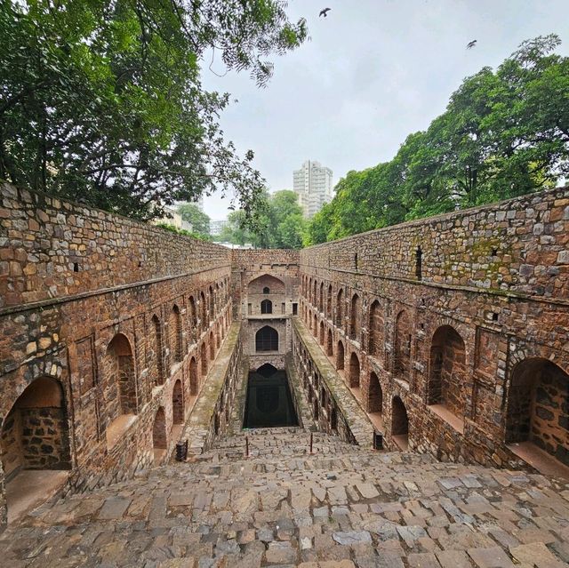 Ugrasen ki Baoli