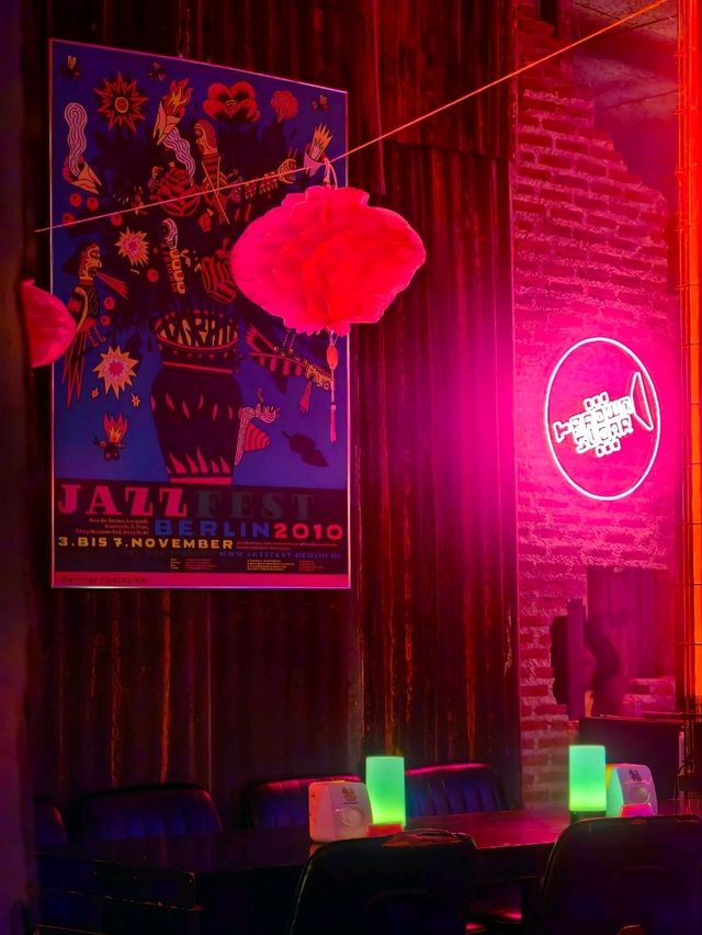 曼谷Jazz夜晚沉醉氛圍 🎷 曼谷Jazz夜晚沉醉氛圍 🎷