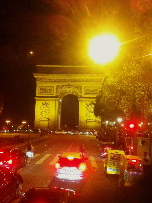 France in Autumn: Eiffel Magic, Dreamy Streets & Dessert Goals 🇫🇷✨