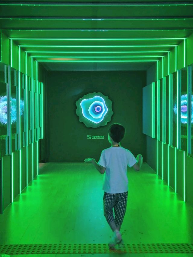 우리라라 최고수준의 과학관 투어