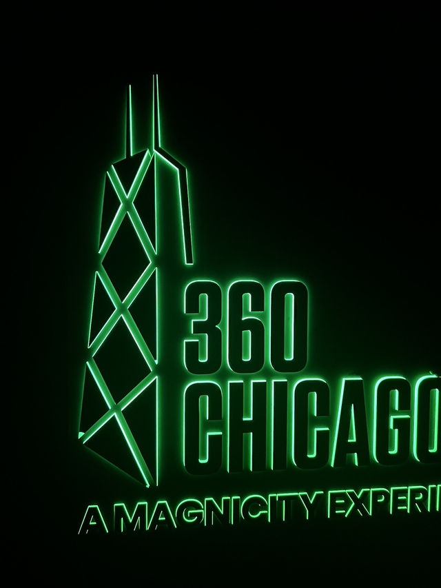 俯瞰風之城：360° 高空裡的芝加哥片刻 