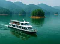 Thousand Island Lake