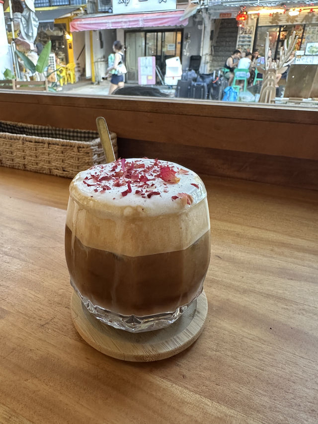 香港高級酒店花浴海景享受🌊  遊西貢墟嘆特色cafe