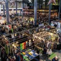 Spitalfields market - energetic atmosphere 