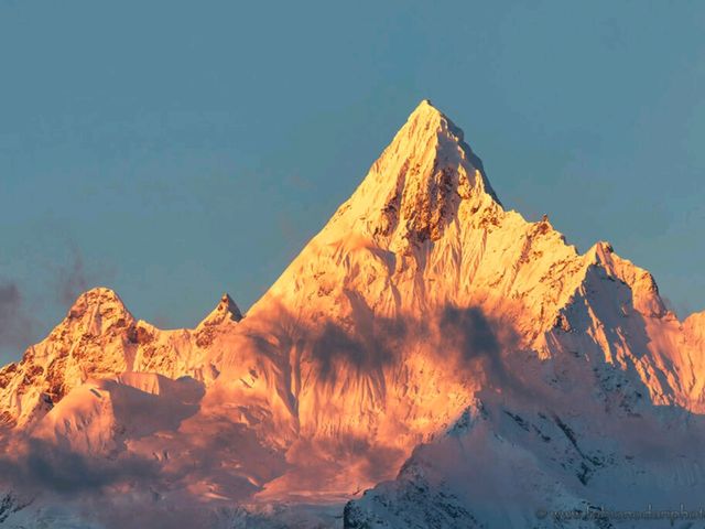 Travel Guide to Yubeng