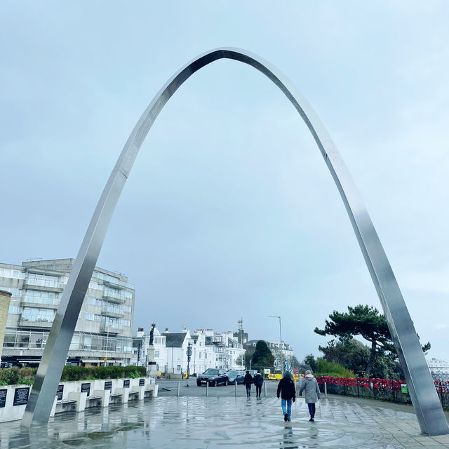 Folkestone: A Seaside Town Full of History, Charm & Festive Magic