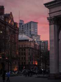 Why Manchester is the Perfect Place for Street Photographers 📸🌆