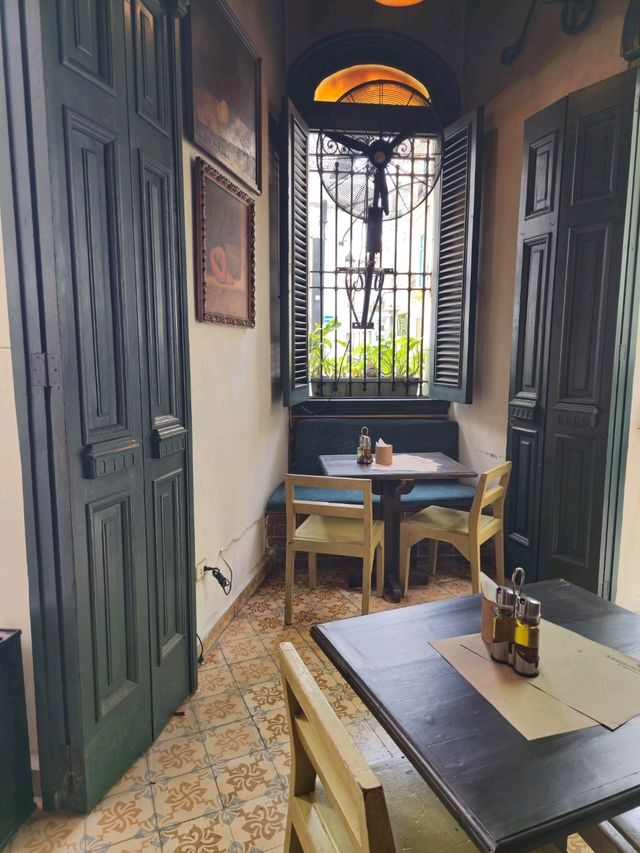 해외여행 쿠바 하바나에서 브런치 먹기 좋은 5 Esquinas Trattoria