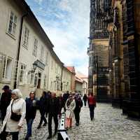 💸👑 Visit Prague Castle for FREE — Yes, Really! 🇨🇿✨