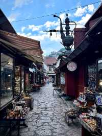 🕌 Sarajevo: A City Where Cultures Meet and History Lives On 🇧🇦✨