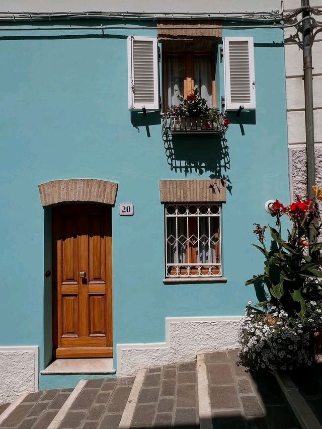 Numana – The Conero Riviera’s Charming Seaside Gem