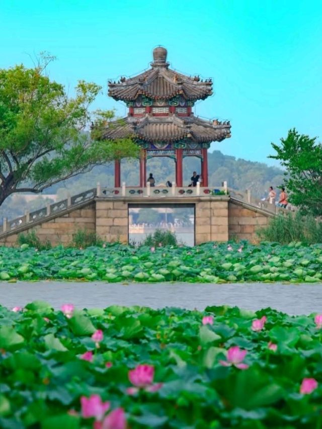 🌿 Summer Palace – An Imperial Garden of Tranquility and Grandeur