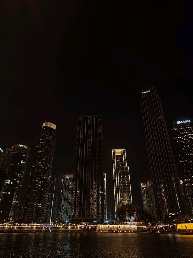 ✨ Discover Dubai: A City of Contrasts and Wonders