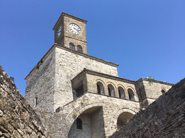 盛夏的阿爾巴尼亞漫遊之 Girocaster 盛夏的阿爾巴尼亞漫遊之 Girocaster