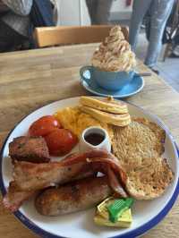 🇬🇧 Cambridge Curiosities: Scholarly Strolls Through History and Knowledge 🎓