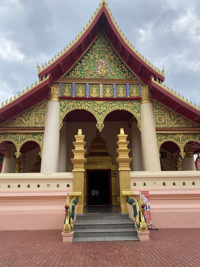 🇱🇦 Laos: A Hidden Gem in Southeast Asia 🇱🇦 Laos: A Hidden Gem in Southeast Asia