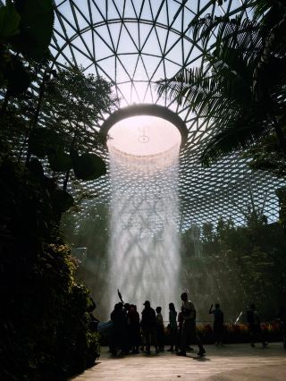 อนาคตคือสีเขียว: แผนแม่บทของสิงคโปร์เพื่อเมืองที่เป็นมิตรกับธรรมชาติ 🇸🇬🌿