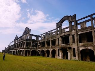 เกาะคอร์เรจิดอร์ (Corregidor Island): เสียงสะท้อนแห่งความกล้าหาญและเรื่องราวเหนือกาลเวลา 。