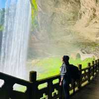 Falling for Walks behind Waterfalls 