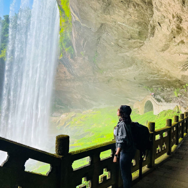 Falling for Walks behind Waterfalls 