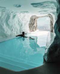 March trip to Greece | Cave hotel! Romantic love, sea, niche private collection.
