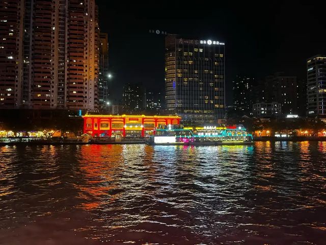暢遊珠江夜遊景色