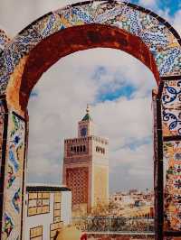 換上突尼斯傳統服飾，沉浸式發現突尼斯之美！