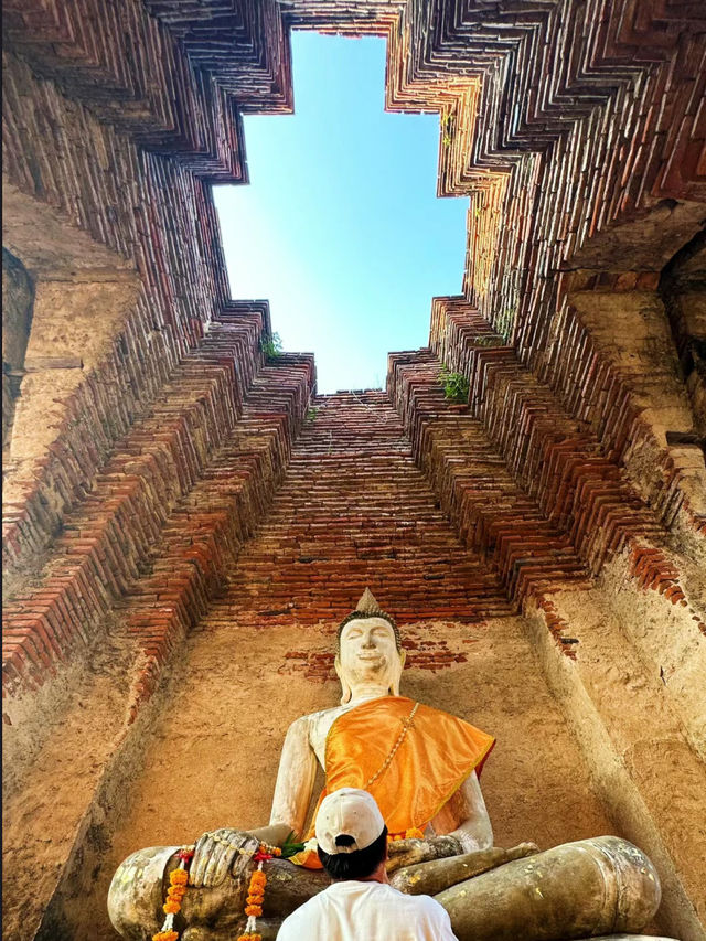 Exploring Wat Mahathat Yuwaratrangsarit 🇹🇭