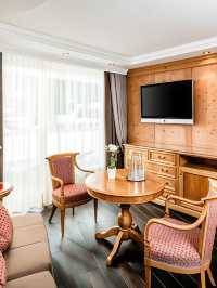 🏔️ Selva di Val Gardena's Luxe Stay: Alpenroyal 🌟