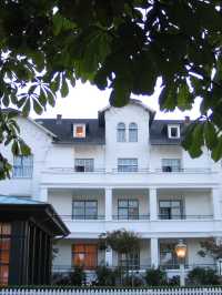 🌟🛏️ Westerland's Finest Stays: Hotel Stadt Hamburg 🌊