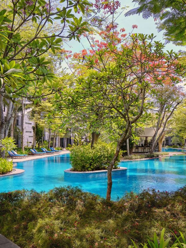 🌴 Bali Bliss: Top Stay in Nusa Dua! 🏖️✨