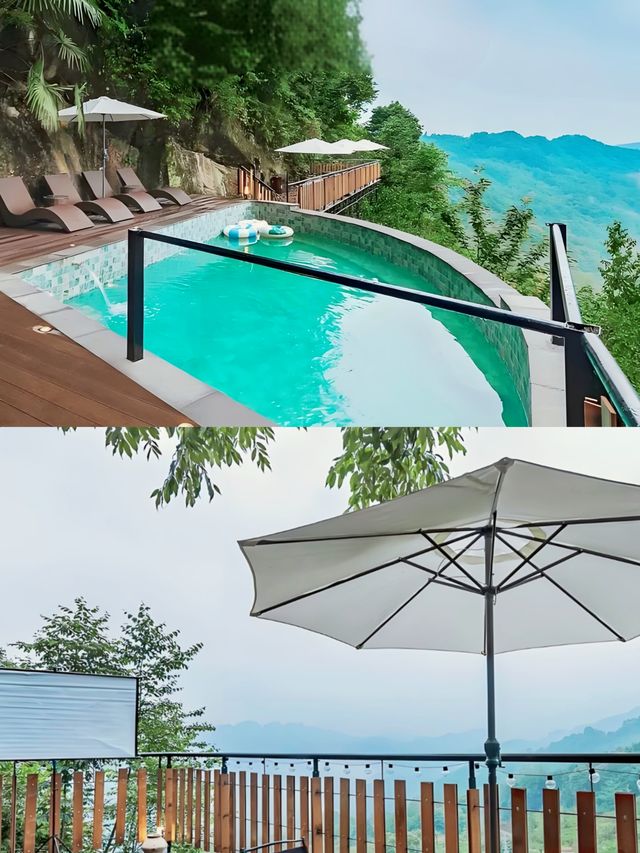 真的沒去巴厘島！！是成都山林裡的泳池樹屋