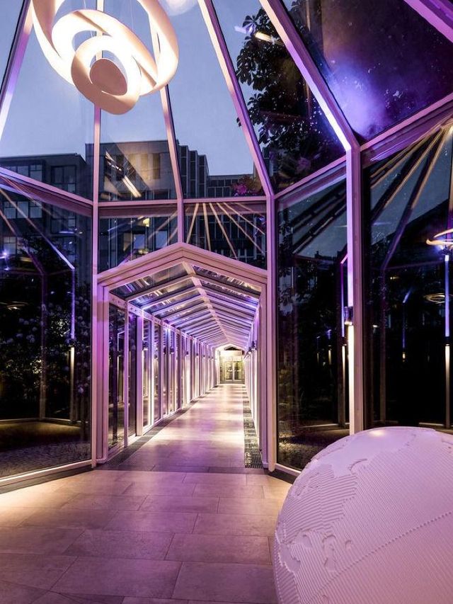 🌟 Munich Must-Stay: Pullman's Perfect Balance! 🏨✨